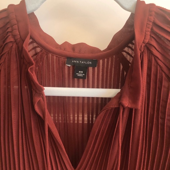 Ann Taylor Pleated Tie Neck Blouse - Picture 4 of 6